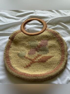 Vintage Bag Bazaar Round Straw Bag Woven Floral Embroidered Boho Circle Handle
